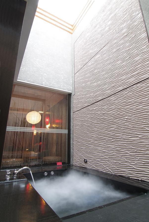 Q Motel精品旅館 Tucseng Kültér fotó